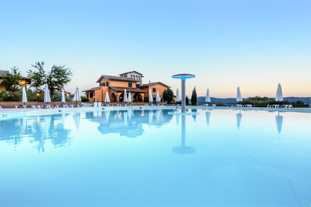 Pian Dei Mucini Resort Le Ville Massa Marittima Dış mekan fotoğraf